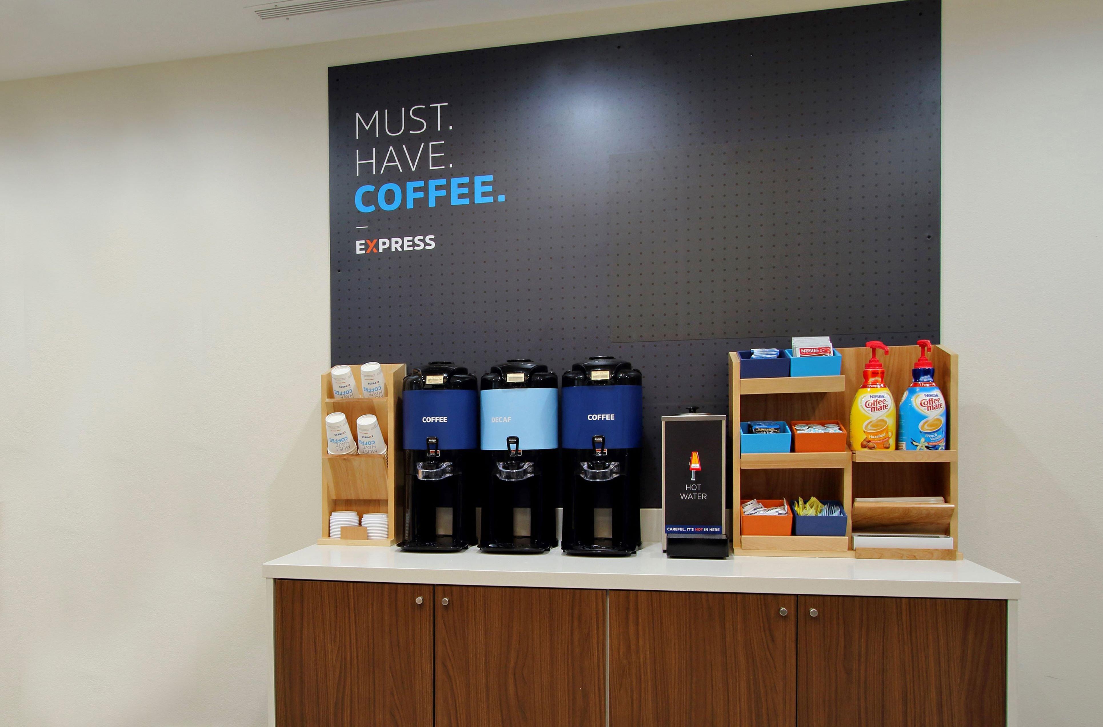 Holiday Inn Express Hotel & Suites Athens By Ihg Exterior photo