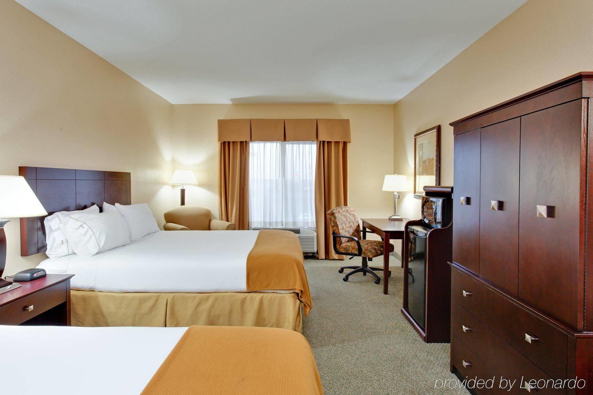 Holiday Inn Express Hotel & Suites Athens By Ihg Room photo